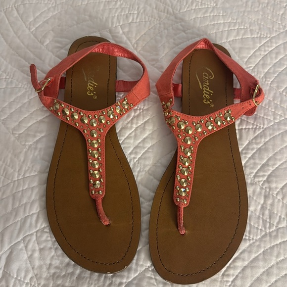 Candies - gold studded sandals (woman’s size 9) Peach/Salmon color - Picture 4 of 16